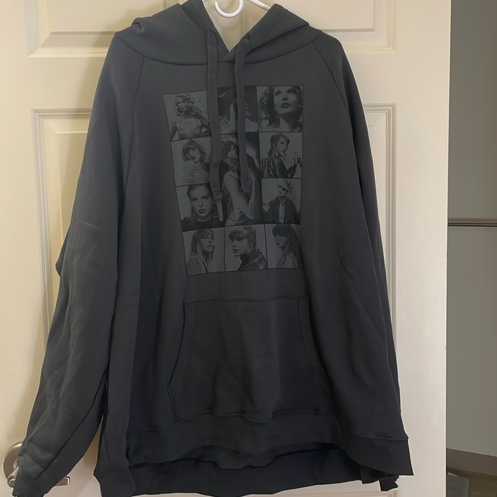 Back Taylor Swift Hoodie